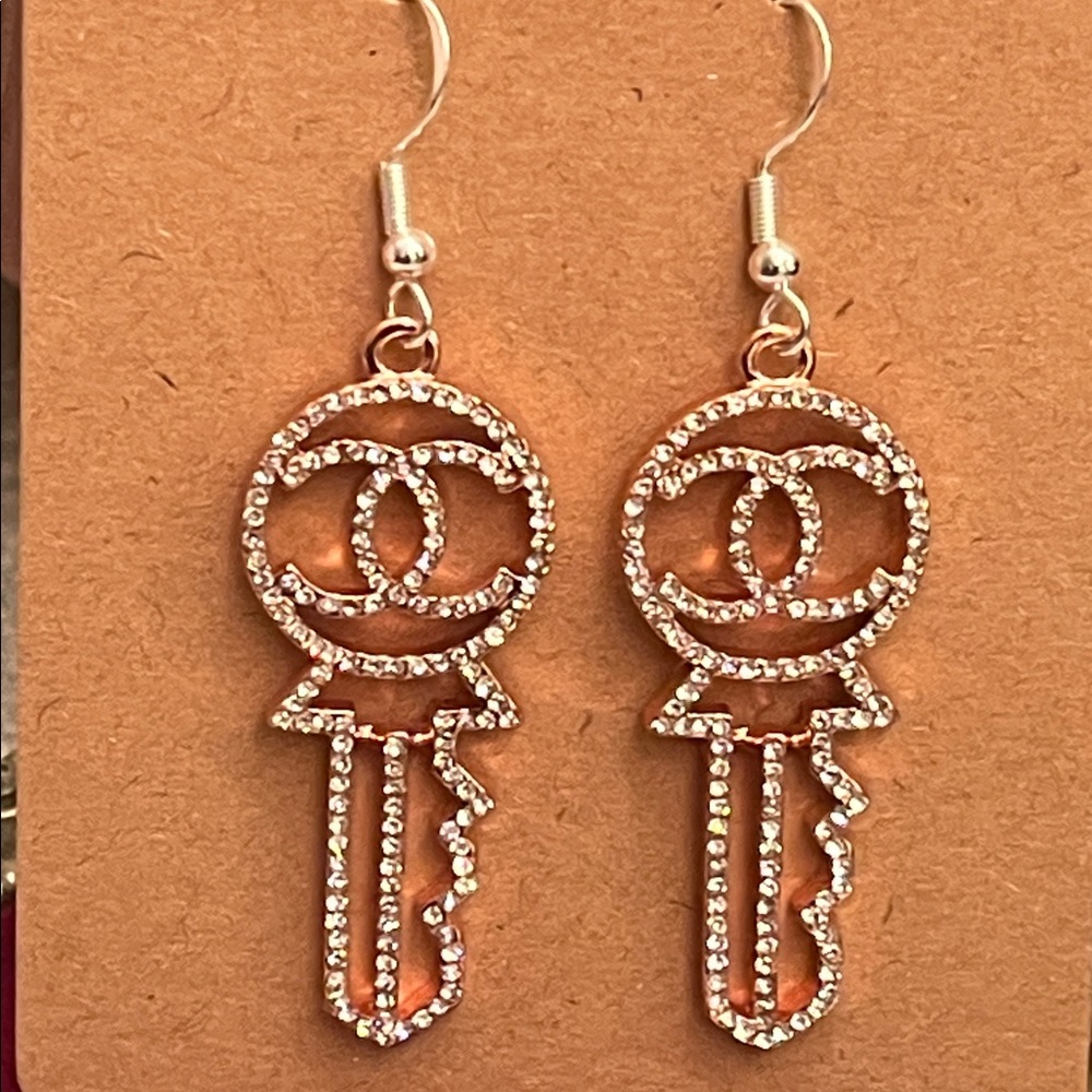 CC fashion earrings sparkling keys .925 hooks